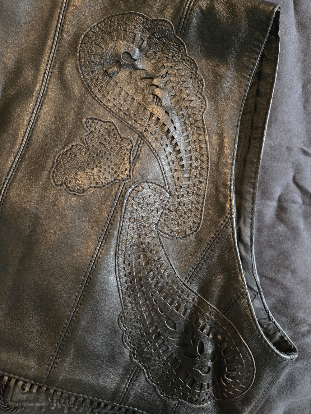 ZARA Black Leather Lace-Up Crop Vest - Picture 4 of 8